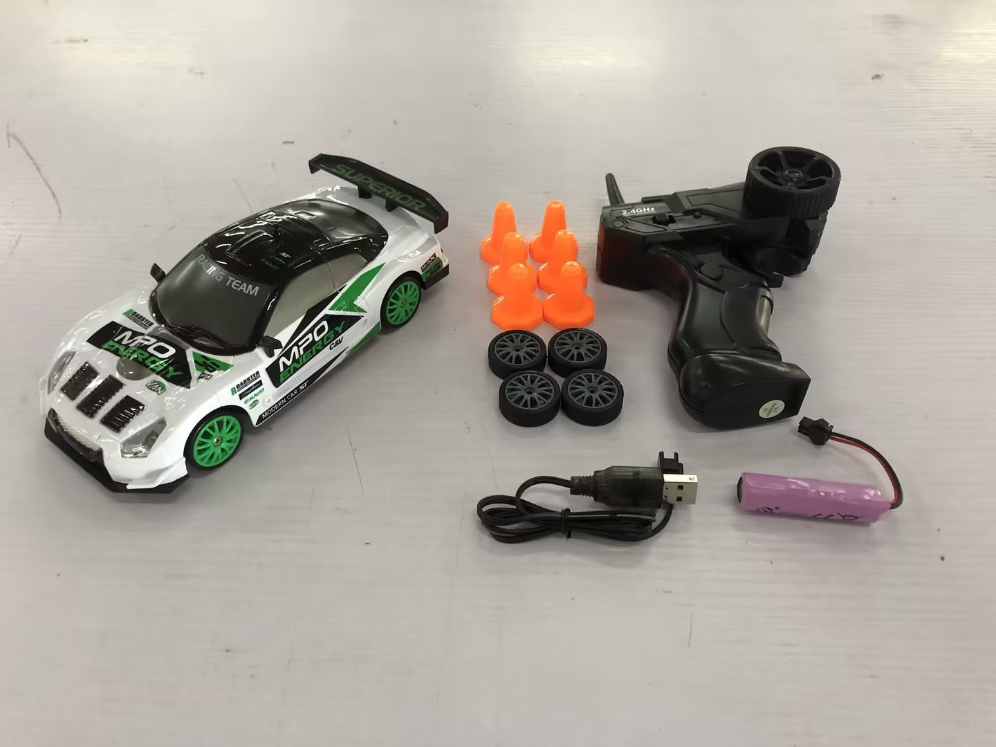 2.4G Drift Rc Car 4WD RC Drift Car Toy