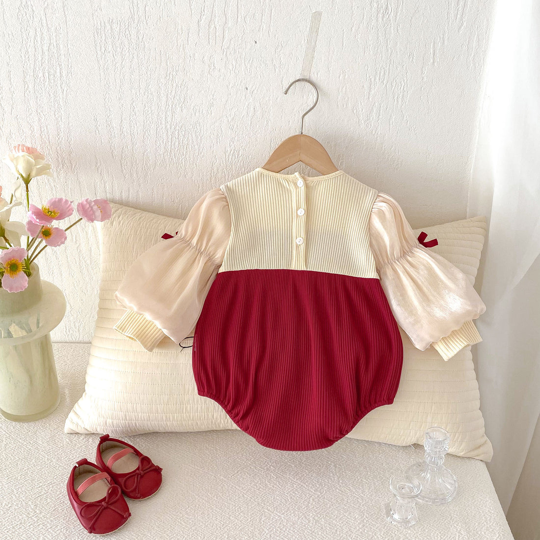 Baby Bow Puff Sleeve Bottom-covering Rompers