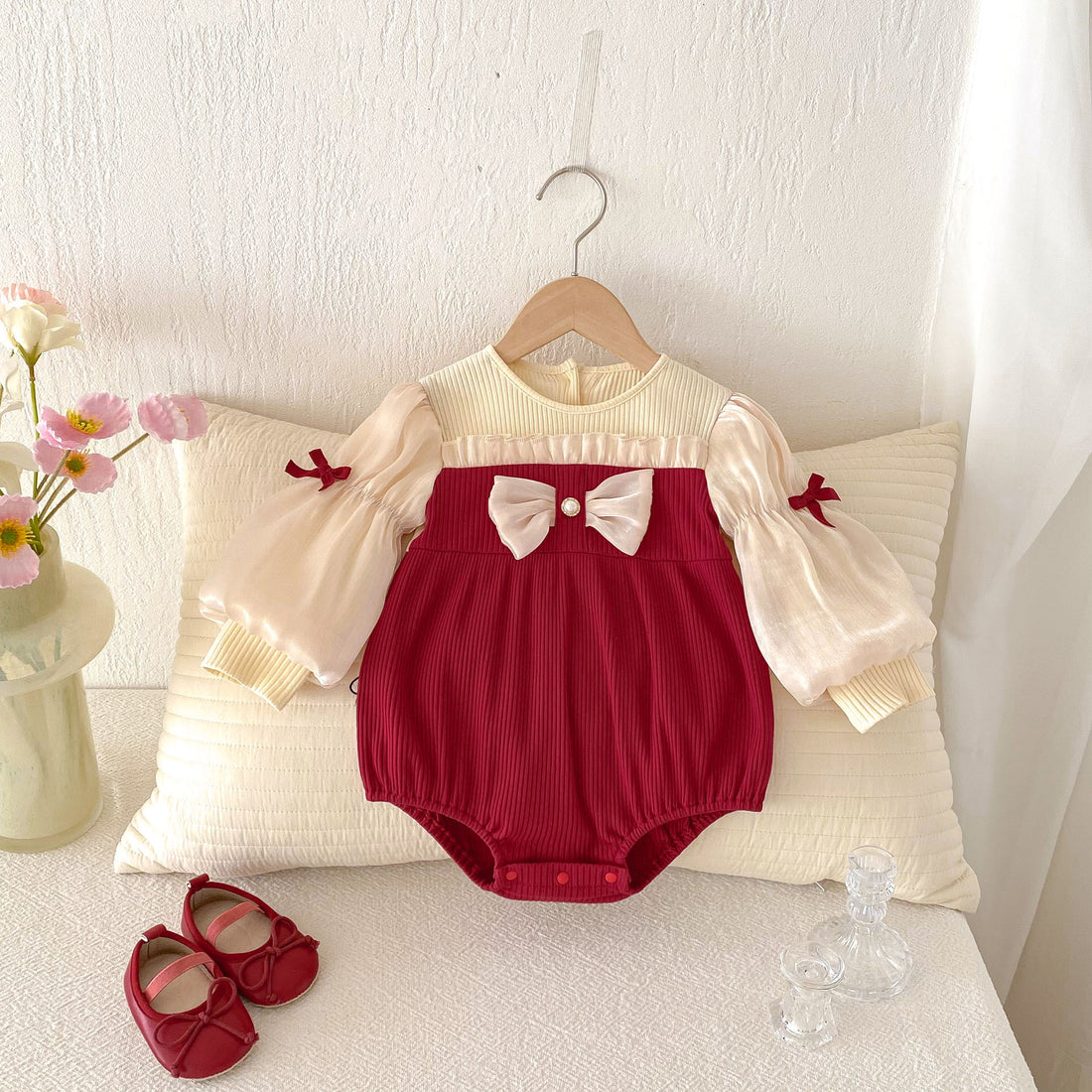 Baby Bow Puff Sleeve Bottom-covering Rompers